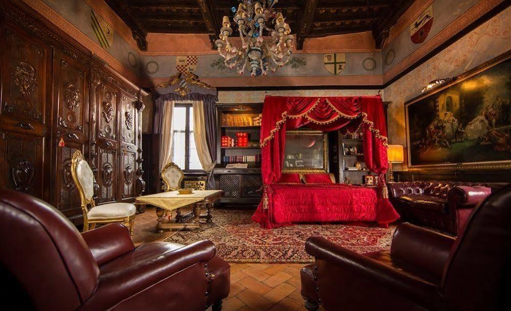 Castello Di Torcrescenza Rom